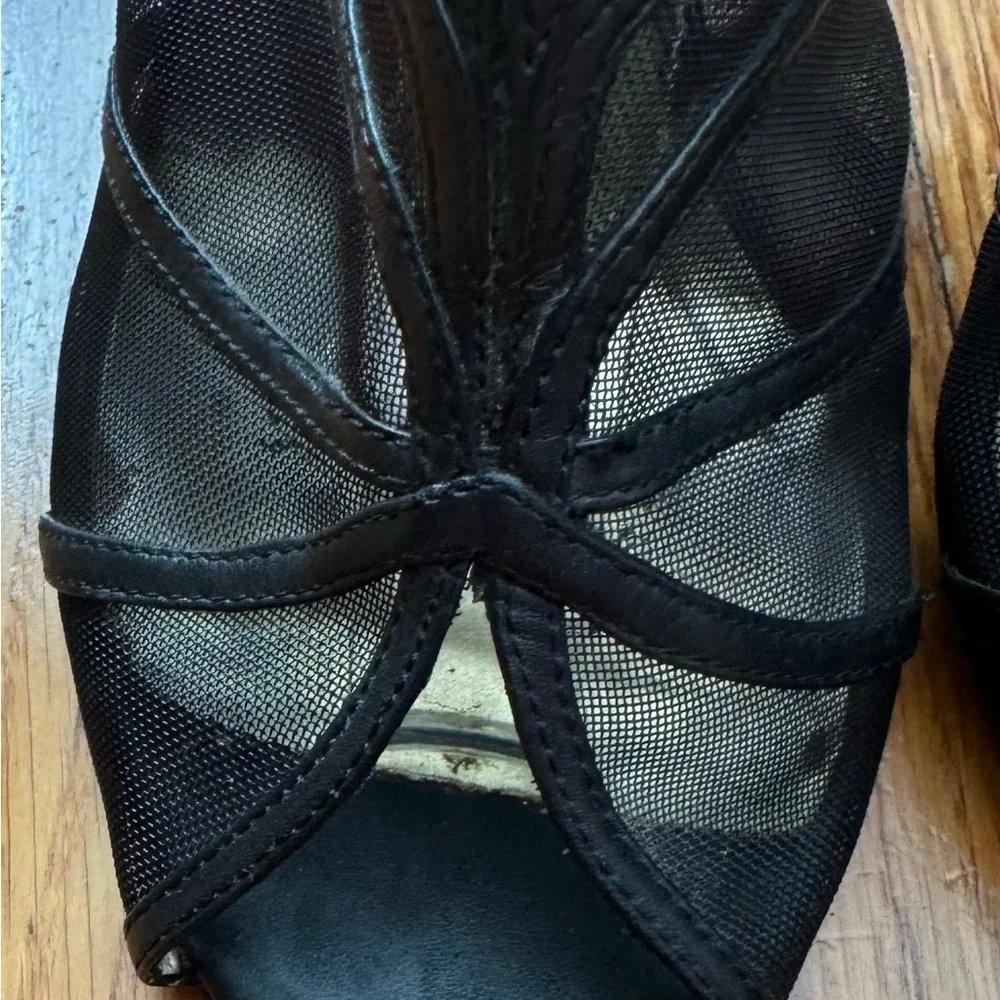 Ted Baker Taminaa Black Mesh open toe leather detailing high Heel pumps, size 7